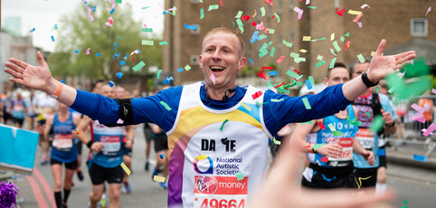 Congratulations to all #TeamAutism runners who did a fantastic job yesterday raising money for the National Autistic Society at the London Marathon! // Photos by www.sportsphotographer.co.uk | @sportsphotographyuk