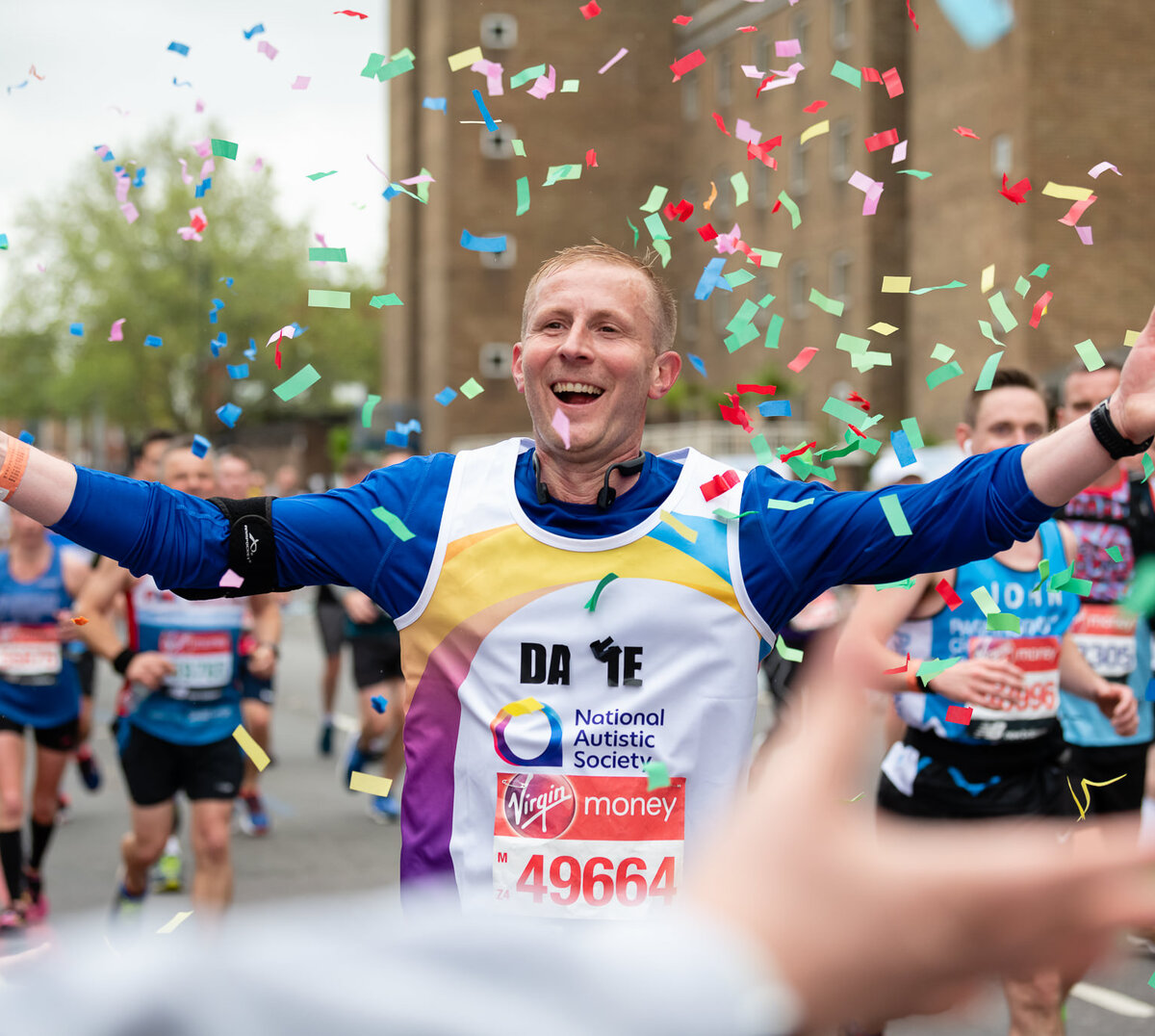 Congratulations to all #TeamAutism runners who did a fantastic job yesterday raising money for the National Autistic Society at the London Marathon! // Photos by www.sportsphotographer.co.uk | @sportsphotographyuk